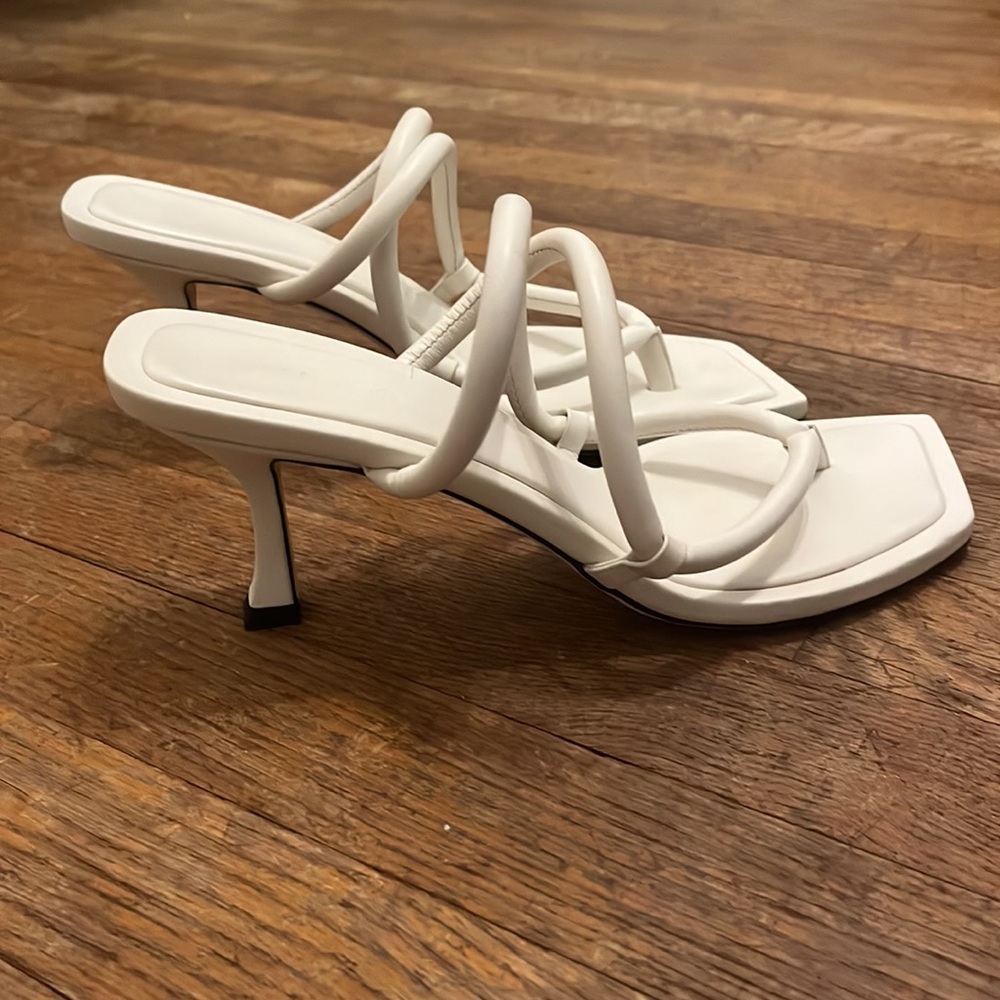Jimmy Choo white Cape-70 Nap sandal - Picture 2 of 5